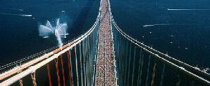 partenza della maratona sul ponte di Verrazzano